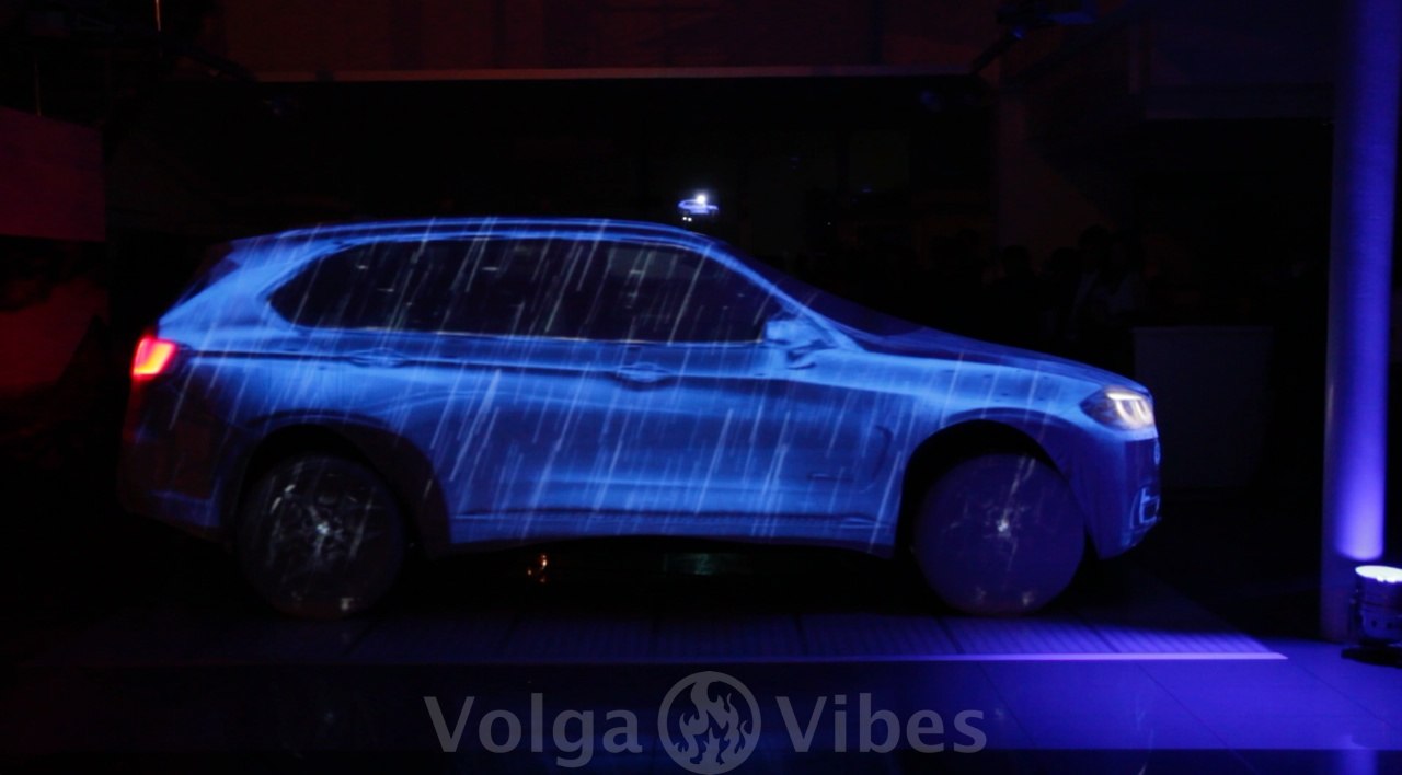 Презентация нового BMW X5 в Саратове, ДЦ «ТолСар», 15 ноября 2013